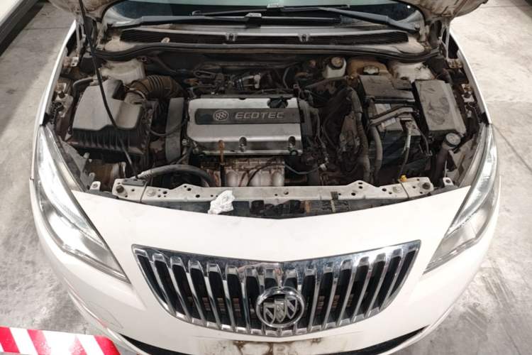 Used Buick GT 2014 XT 1.6L Automatic Fashion Edition Engine Bay