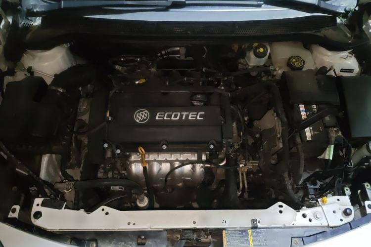 Used Buick GT 2014 XT 1.6L Automatic Fashion Edition Engine Bay