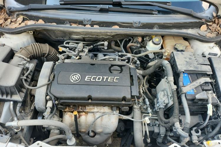 Used Buick GT 2014 XT 1.6L Automatic Fashion Edition Engine Bay