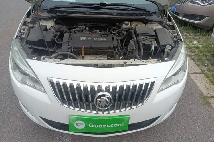 Used Buick GT 2014 XT 1.6L Automatic Fashion Edition Engine Bay