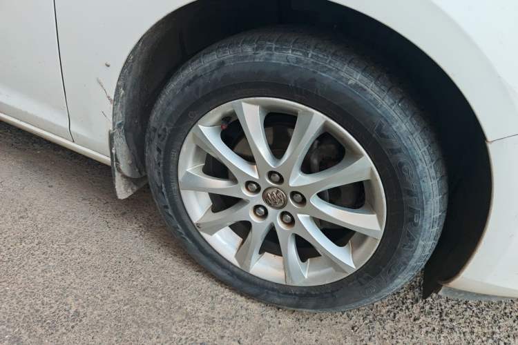 Used Buick GT 2014 XT 1.6L Automatic Fashion Edition Exterior 1