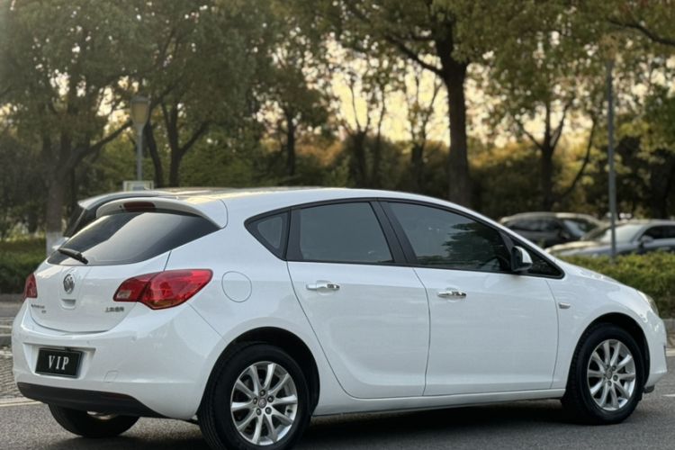 Used Buick GT 2014 XT 1.6L Automatic Fashion Edition Exterior 1