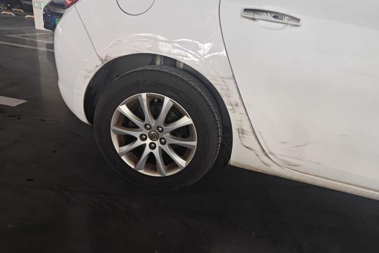 Used Buick GT 2014 XT 1.6L Automatic Comfort Edition Exterior 2