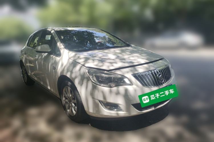 Used Buick GT 2014 XT 1.6L Automatic Fashion Edition Exterior 2