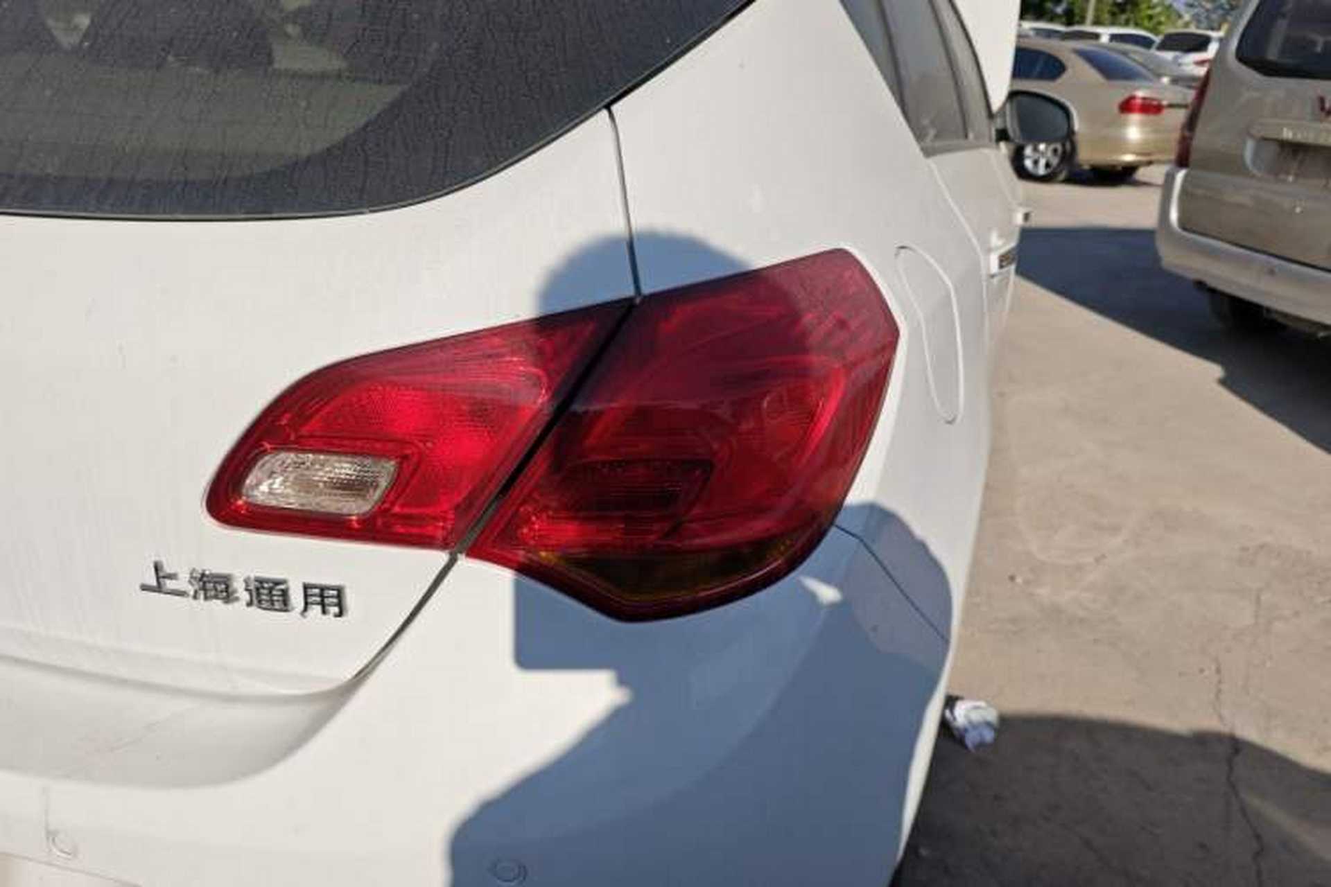 Used Buick GT 2014 XT 1.6L Automatic Fashion Edition Exterior 2