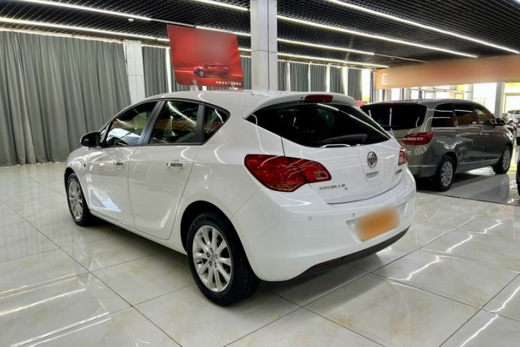 Used Buick GT 2014 XT 1.6L Automatic Fashion Edition Exterior 4