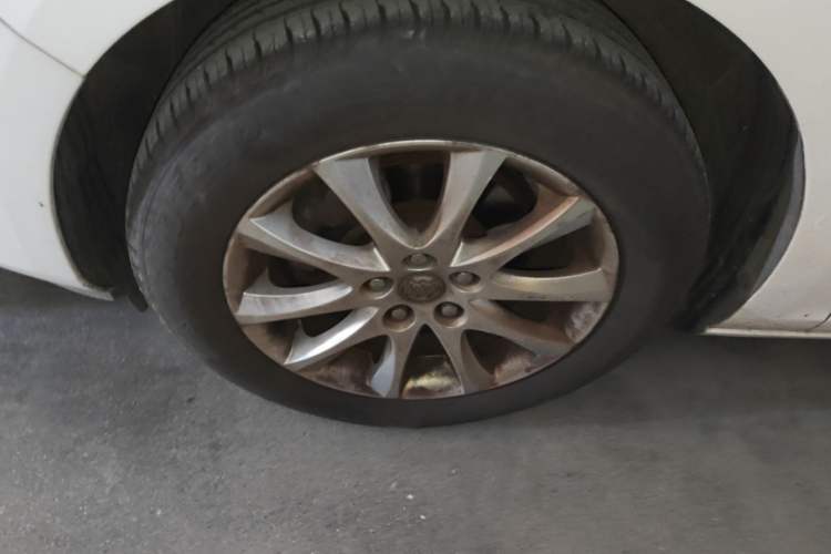 Used Buick GT 2014 XT 1.6L Automatic Fashion Edition Exterior 4
