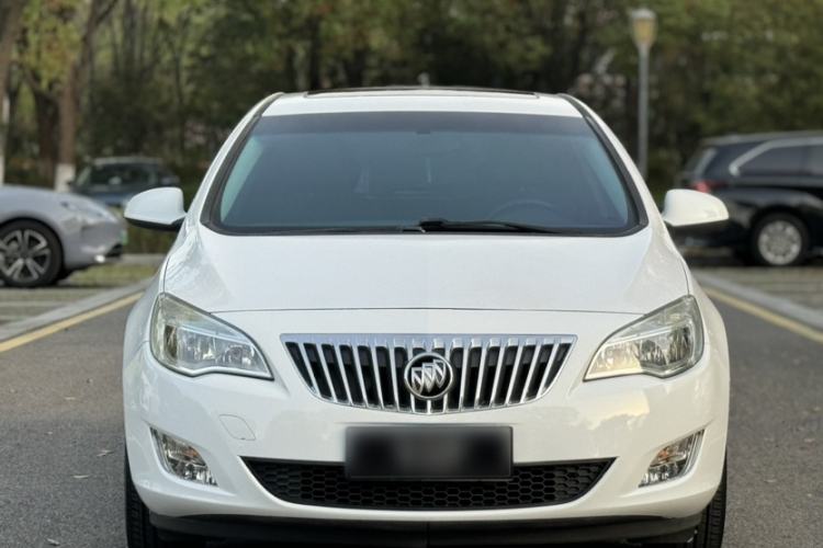 Used Buick GT 2014 XT 1.6L Automatic Fashion Edition Exterior 5