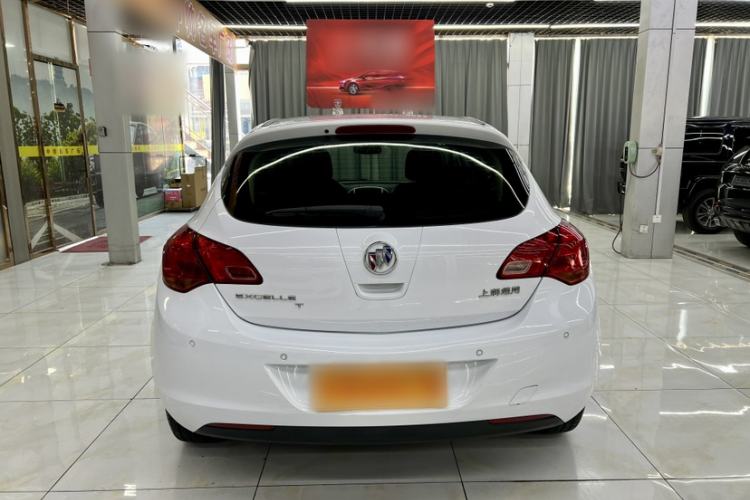 Used Buick GT 2014 XT 1.6L Automatic Fashion Edition Exterior 5