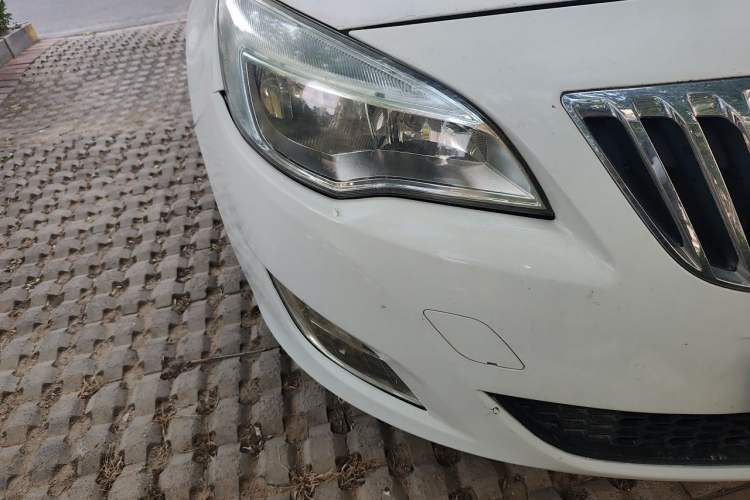Used Buick GT 2014 XT 1.6L Automatic Fashion Edition Exterior 6