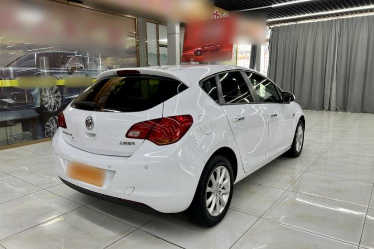 Used Buick GT 2014 XT 1.6L Automatic Fashion Edition Exterior 6