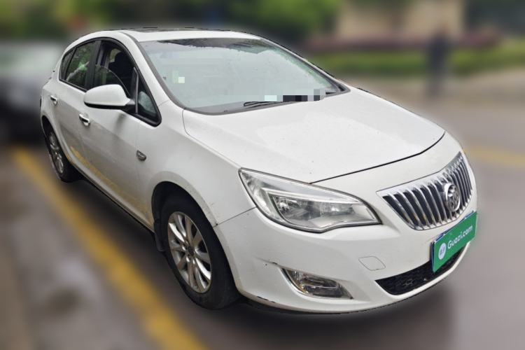 Used Buick GT 2014 XT 1.6L Automatic Fashion Edition Front Right 45 Deg