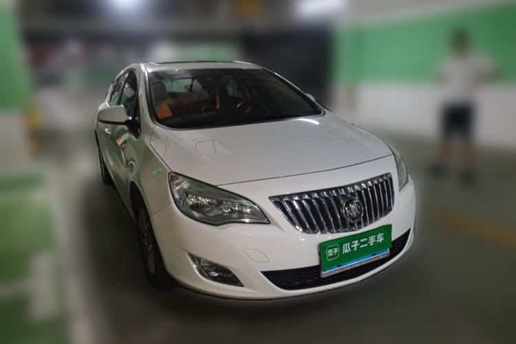 Used Buick GT 2014 XT 1.6L Automatic Fashion Edition Front Right 45 Deg