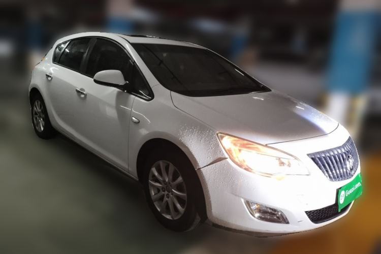 Used Buick GT 2014 XT 1.6L Automatic Fashion Edition Front Right 45 Deg