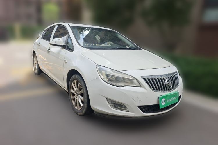Used Buick GT 2014 XT 1.6L Automatic Fashion Edition Front Right 45 Deg