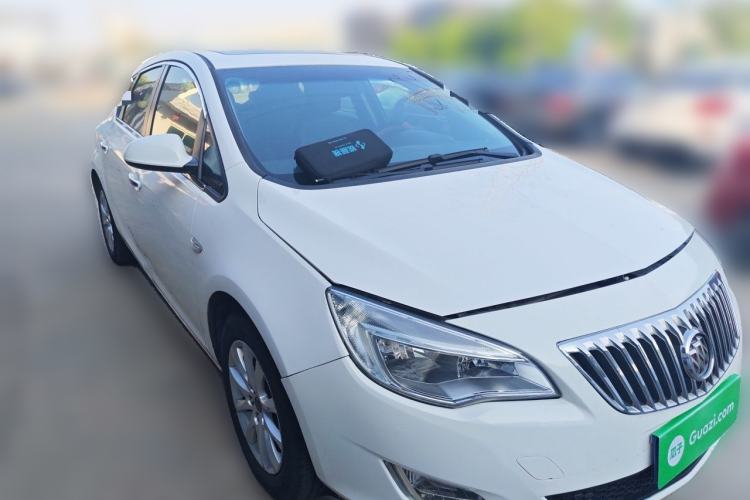 Used Buick GT 2014 XT 1.6L Automatic Fashion Edition Front Right 45 Deg
