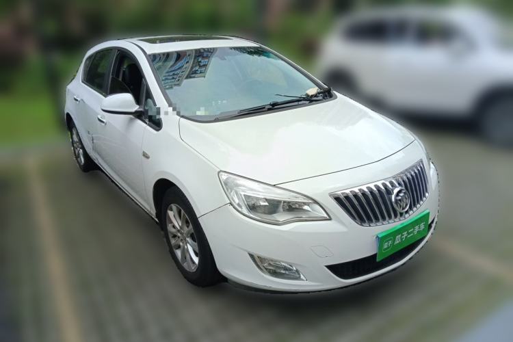 Used Buick GT 2014 XT 1.6L Automatic Fashion Edition Front Right 45 Deg