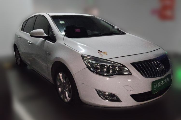 Used Buick GT 2014 XT 1.6L Automatic Fashion Edition Front Right 45 Deg