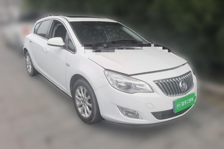 Used Buick GT 2014 XT 1.6L Automatic Fashion Edition Front Right 45 Deg