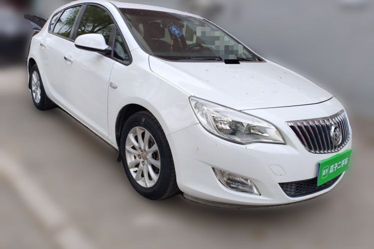 Used Buick GT 2014 XT 1.6L Automatic Fashion Edition Front Right 45 Deg