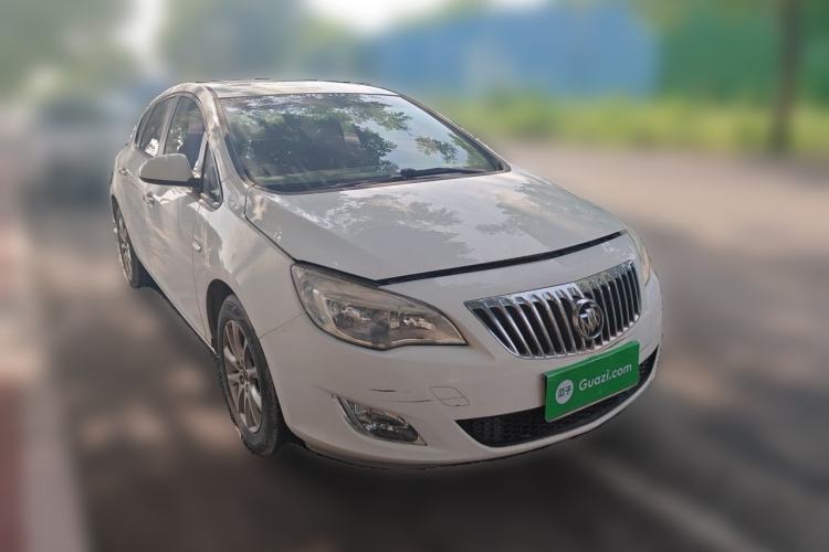 Used Buick GT 2014 XT 1.6L Automatic Fashion Edition Front Right 45 Deg