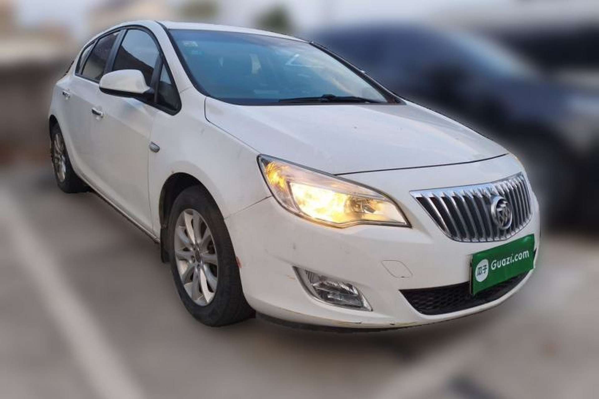 Used Buick GT 2014 XT 1.6L Automatic Fashion Edition Front Right 45 Deg