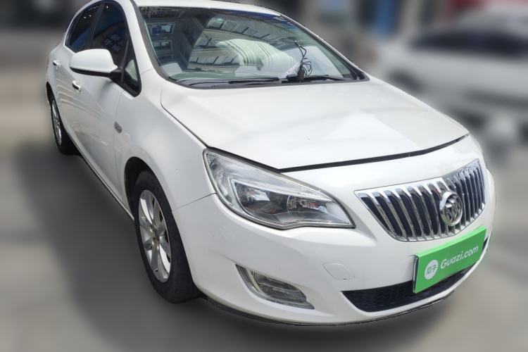 Used Buick GT 2014 XT 1.6L Manual Entry-Level Model Front Right 45 Deg