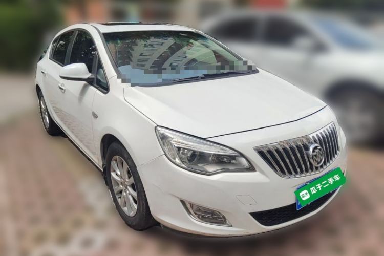 Used Buick GT 2014 XT 1.6L Automatic Fashion Edition Front Right 45 Deg