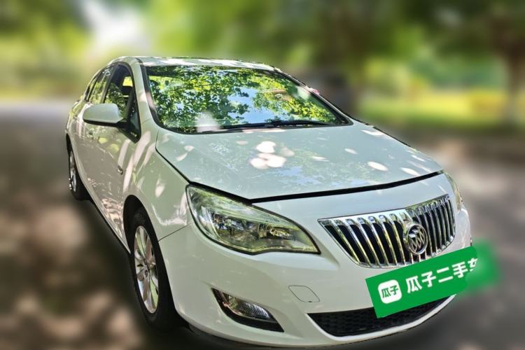 Used Buick GT 2014 XT 1.6L Manual Comfort Edition Front Right 45 Deg