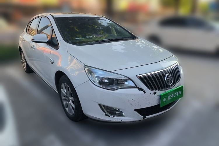 Used Buick GT 2014 XT 1.6L Automatic Fashion Edition Front Right 45 Deg