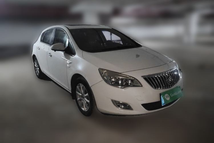 Used Buick GT 2014 XT 1.6L Automatic Fashion Edition Front Right 45 Deg