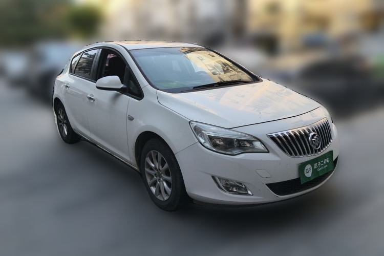 Used Buick GT 2014 XT 1.6L Automatic Fashion Edition Front Right 45 Deg