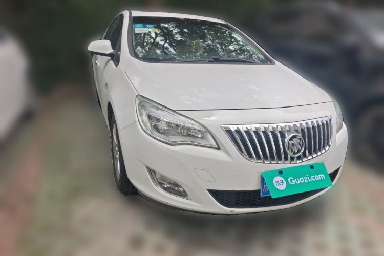 Used Buick GT 2014 XT 1.6L Automatic Fashion Edition Front Right 45 Deg