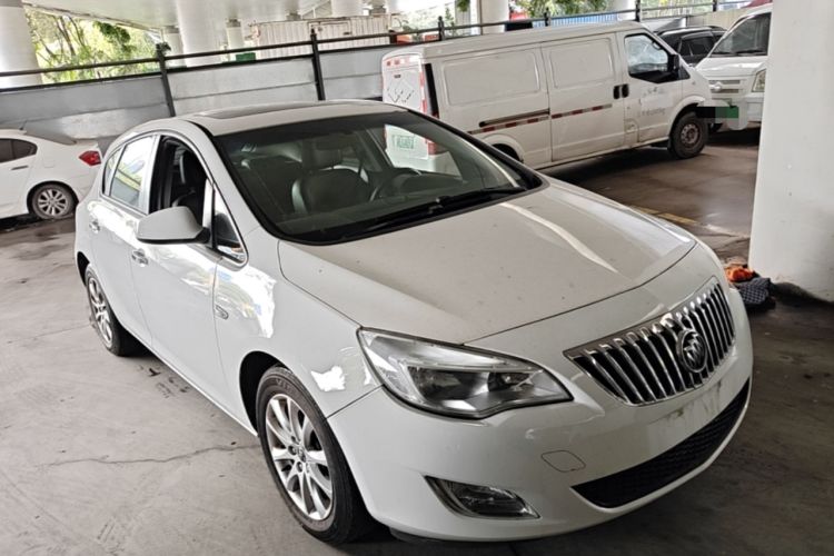 Used Buick GT 2014 XT 1.6L Automatic Fashion Edition Front Right 45 Deg