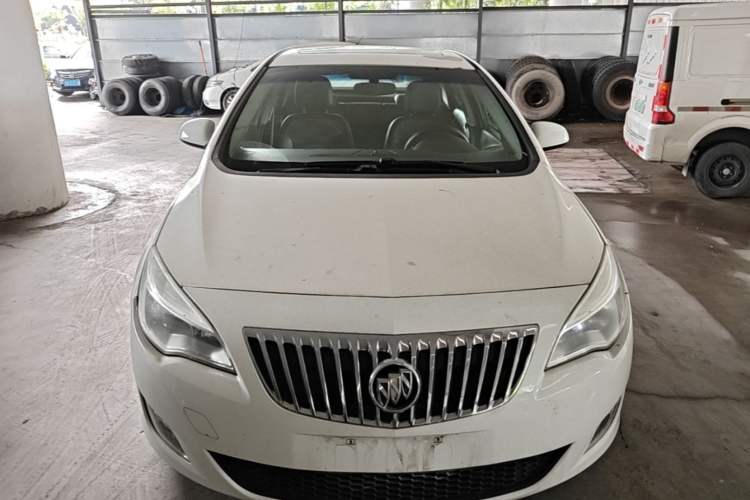 Used Buick GT 2014 XT 1.6L Automatic Fashion Edition Front