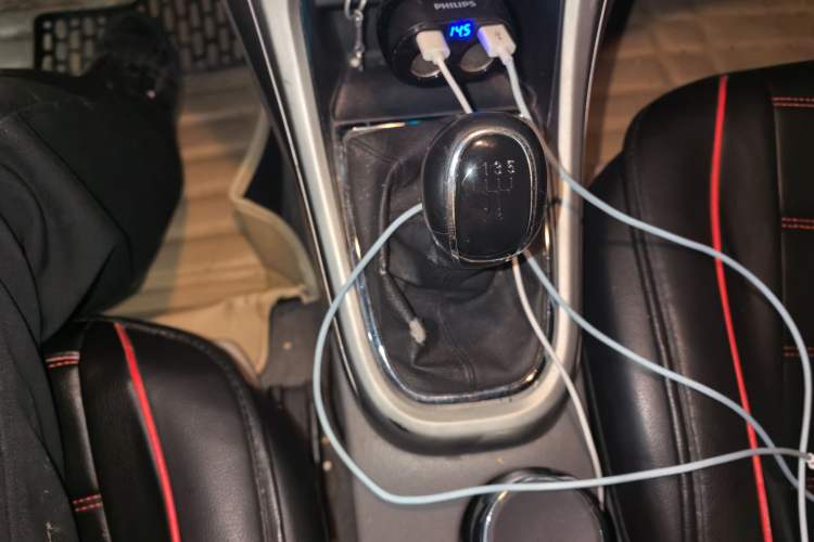 Used Buick GT 2014 XT 1.6L Manual Entry-Level Model Gear Lever