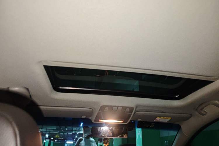 Used Buick GT 2014 XT 1.6L Automatic Fashion Edition Headliner