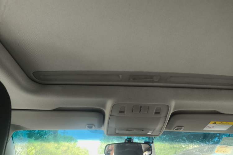 Used Buick GT 2014 XT 1.6L Automatic Fashion Edition Headliner