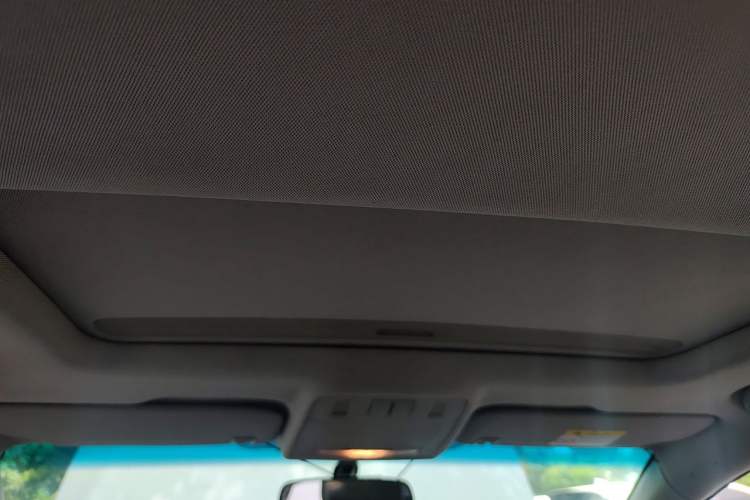 Used Buick GT 2014 XT 1.6L Automatic Fashion Edition Headliner