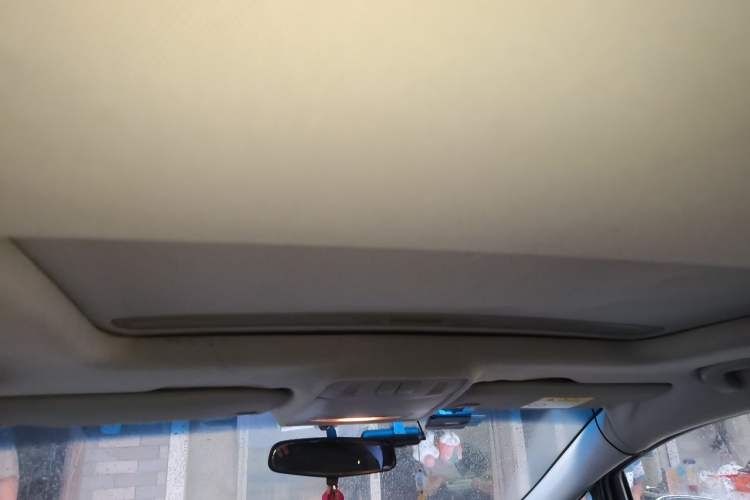 Used Buick GT 2014 XT 1.6L Automatic Fashion Edition Headliner