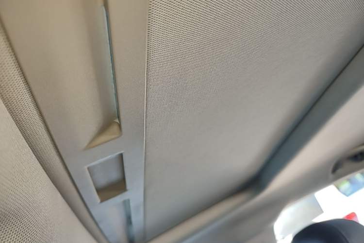 Used Buick GT 2014 XT 1.6L Automatic Fashion Edition Headliner