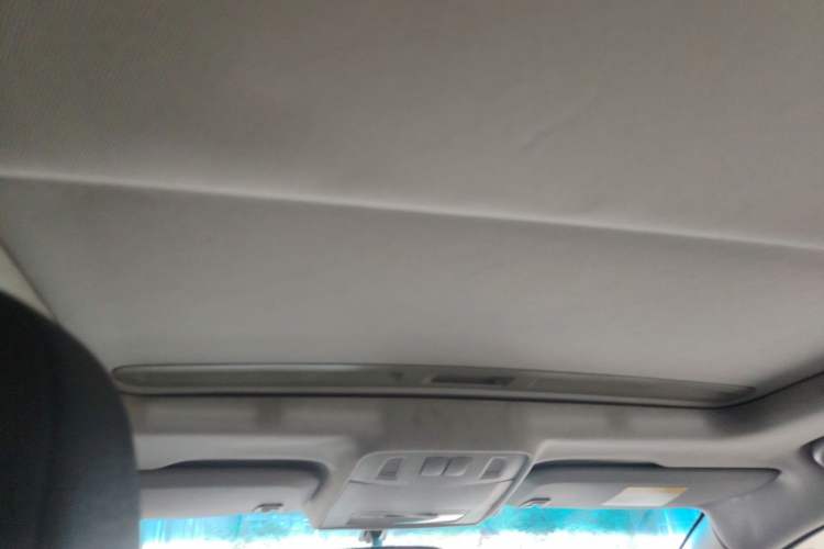 Used Buick GT 2014 XT 1.6L Automatic Fashion Edition Headliner
