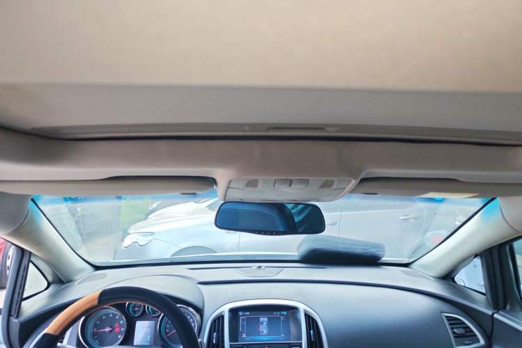 Used Buick GT 2014 XT 1.6L Automatic Fashion Edition Headliner