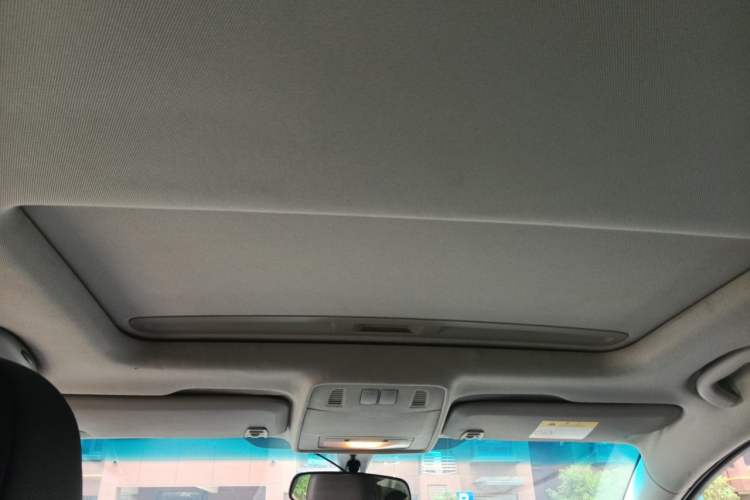 Used Buick GT 2014 XT 1.6L Automatic Fashion Edition Headliner