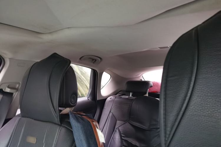 Used Buick GT 2014 XT 1.6L Automatic Fashion Edition Headliner