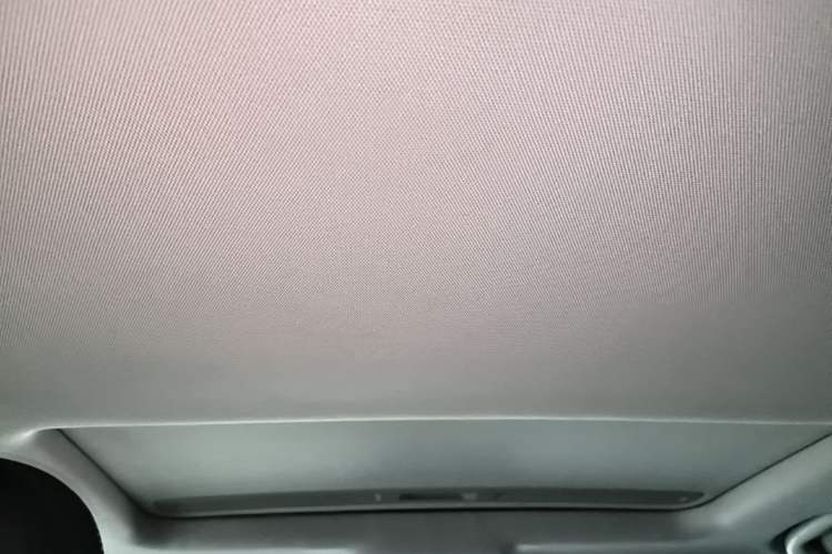 Used Buick GT 2014 XT 1.6L Automatic Fashion Edition Headliner