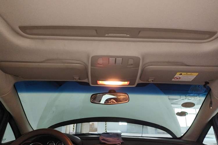 Used Buick GT 2014 XT 1.6L Automatic Fashion Edition Headliner