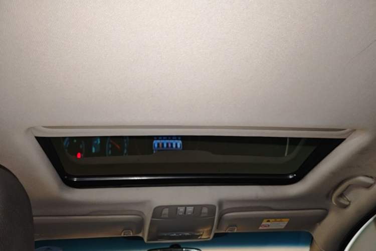 Used Buick GT 2014 XT 1.6L Automatic Fashion Edition Headliner