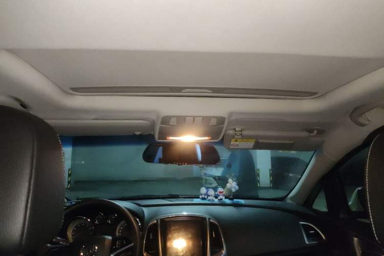 Used Buick GT 2014 XT 1.6L Automatic Fashion Edition Headliner