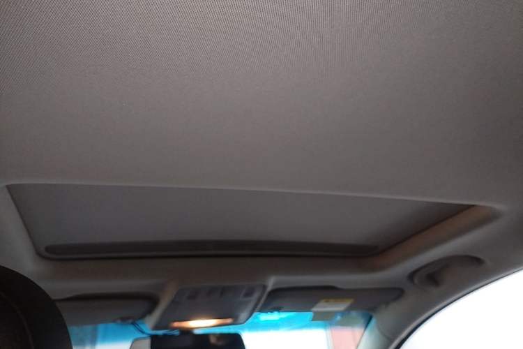 Used Buick GT 2014 XT 1.6L Automatic Fashion Edition Headliner